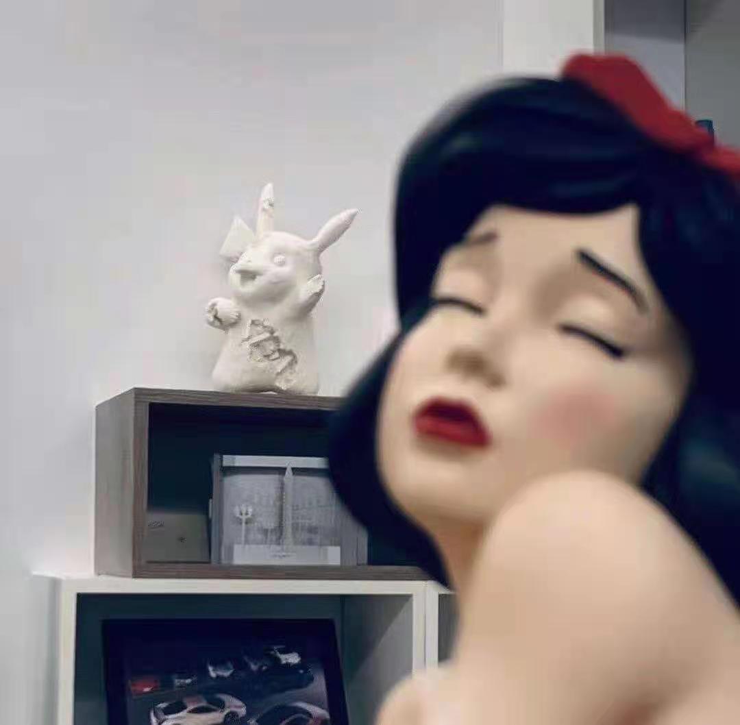 インスタ映えするパロディープリンセスアップル彫刻、手作りアー - Resin Art Instagram のレビューと価格
